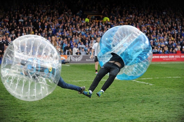  ¡ZORB Football UK´s Carnage! 