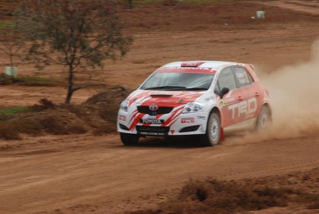  ¡Prueba con Dynamic Drivers Rally & Stunt Driving School! 