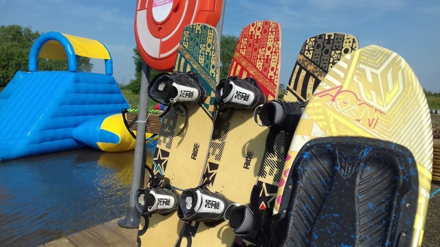  ¡tenga un dat completo en Middlemoor Water Park! 