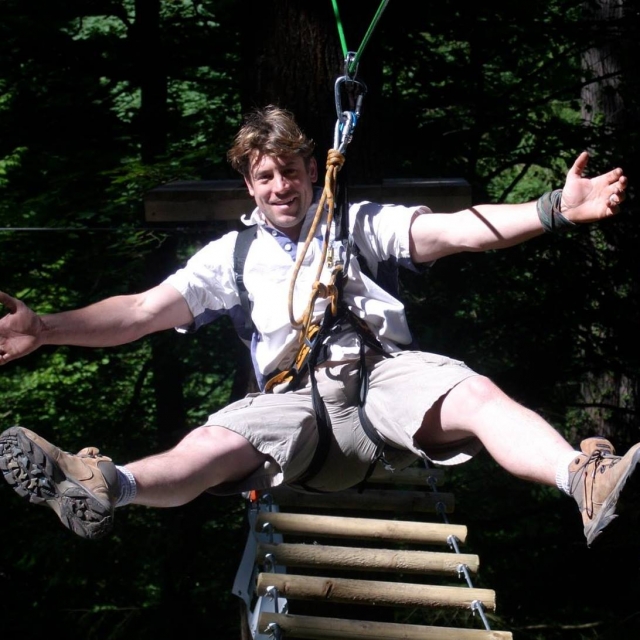 ¡Disfruta de las cuerdas altas con Get Wet The Adventure Company! 