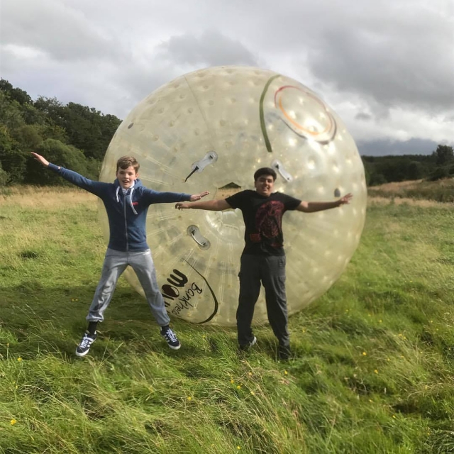 Zorbing con Eden Leisure Village -9999- Archery en Eden Leisure Village