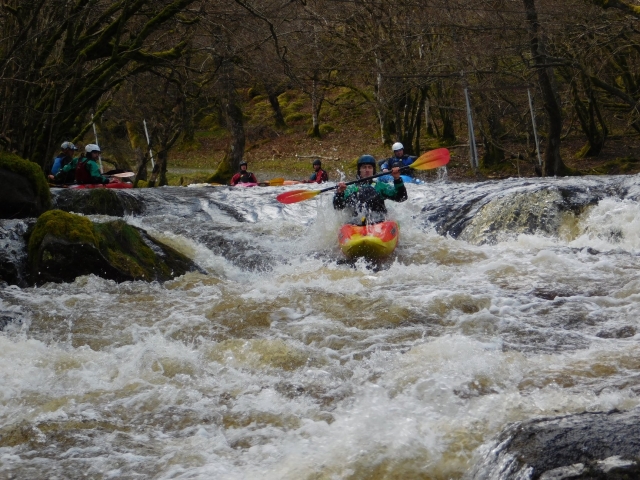 Kayak de aguas brava