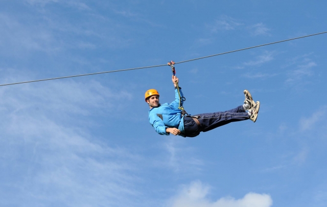  Forro de cremallera en TreeTops Trail 