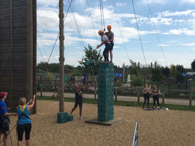  Acompañado de un instructor 