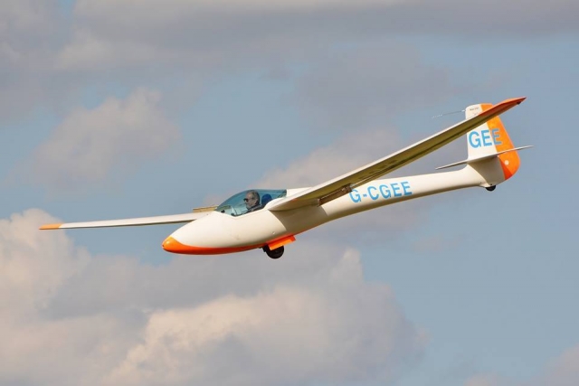  Conviértele en un profesional con Trent Valley Gliding Club 