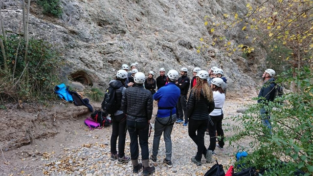  ¡Preparando todo en West Lakes Adventure Climbing! 