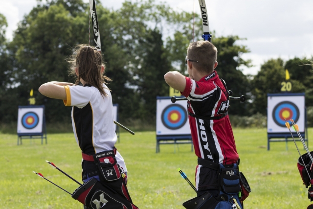  Jalo con arco para niños en Open Door Adventure