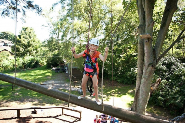 ¡Cuerdas altas en Hilltop Outdoor Center! 