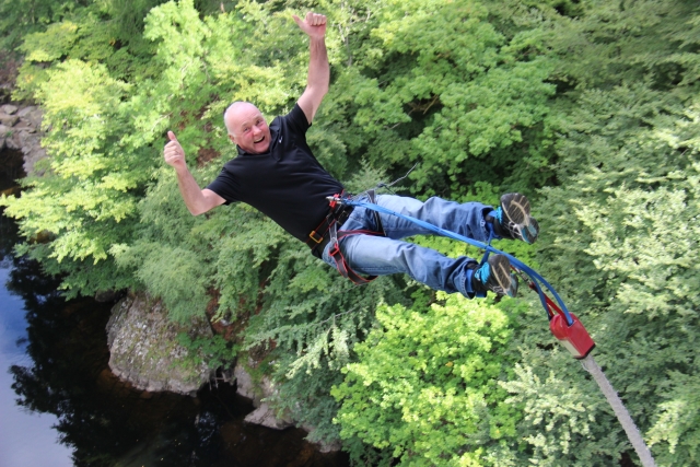  Salto bungee solo 