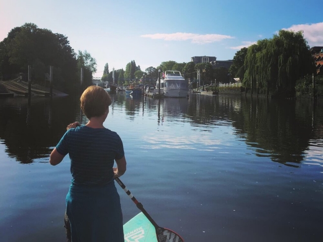  Paddle board 