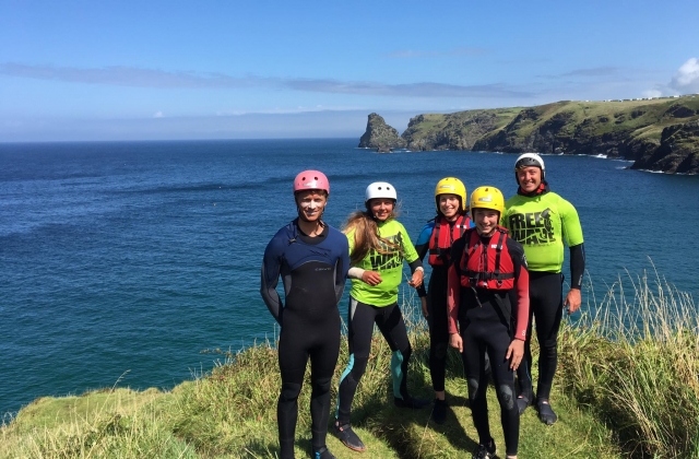 Coasteering con amigos 
