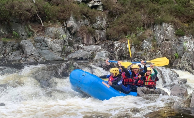  Rafting en aguas brava en Escocia 