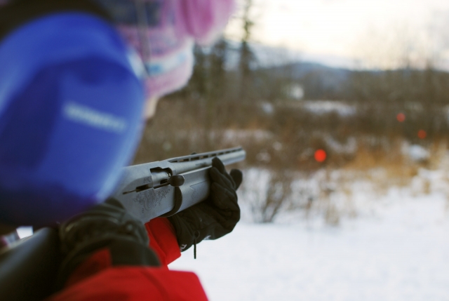  Niño practicando Clay Shooting 