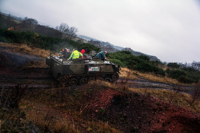  Experimenta un paseo en tanque con nosotros 