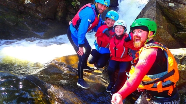  Todos los niveles y edades son bienvenidos 