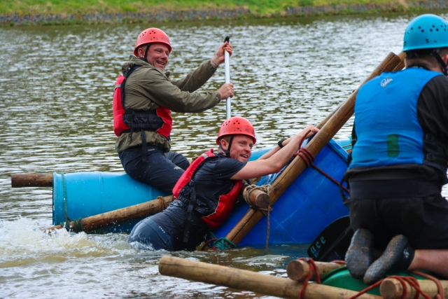  Nos encanta construir balsas 