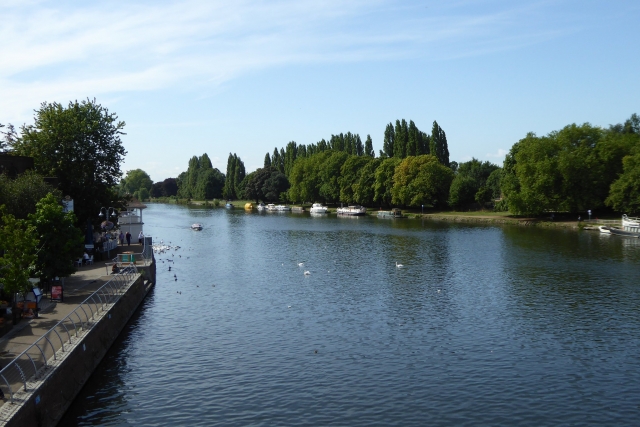  Kingston Upon Thames 