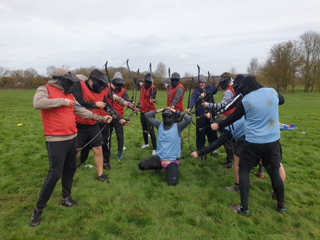  ¡Haga una despedida de soltero con nosotros! 