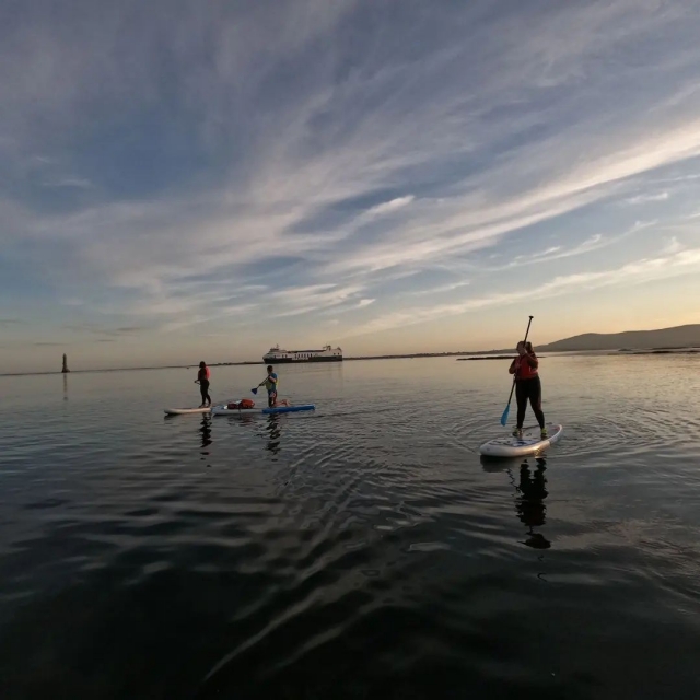  Disfruta de nuestras sesiones de paddle board 