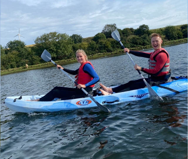  Divertirse con amigos 