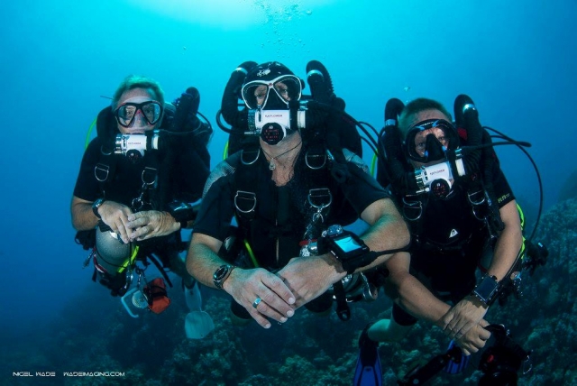  Disfruta de una aventura divertida y desafianle bajo el agua 