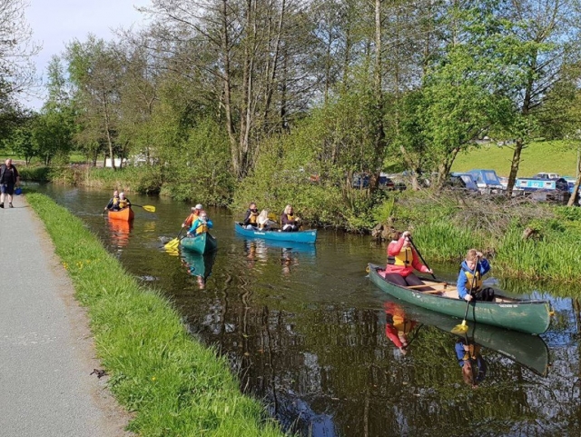  Haga un viaje por el canal 