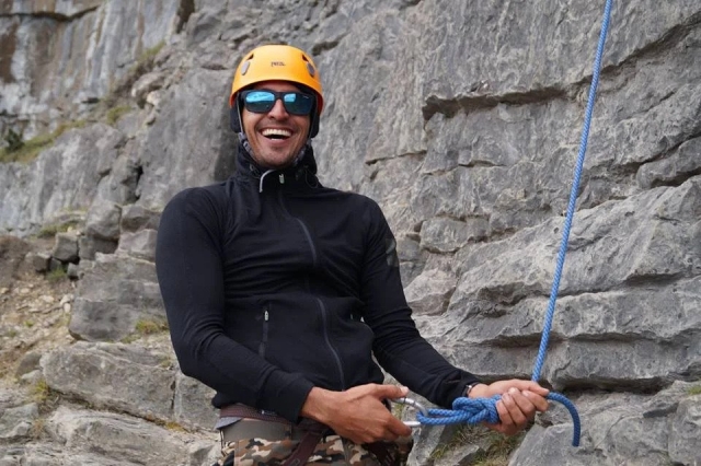  Diviértele escalando rocas 
