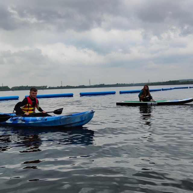  Disfruta de una divertida experiencia de kayak 