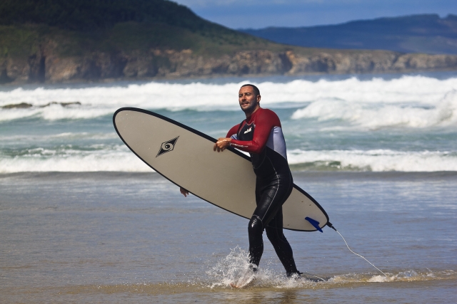  Disfruta de una divertida sesión de surf en Irlanda