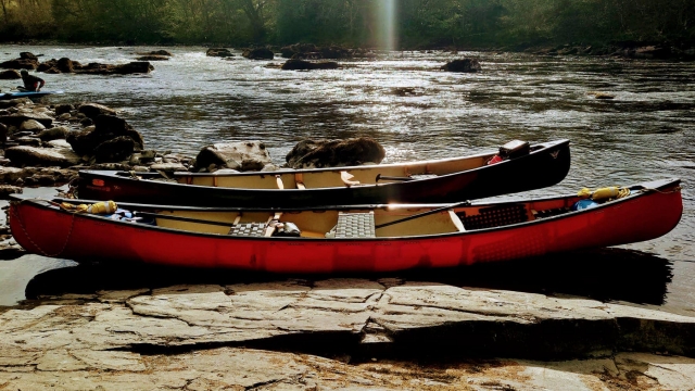 Súbele a nuestras canoas
