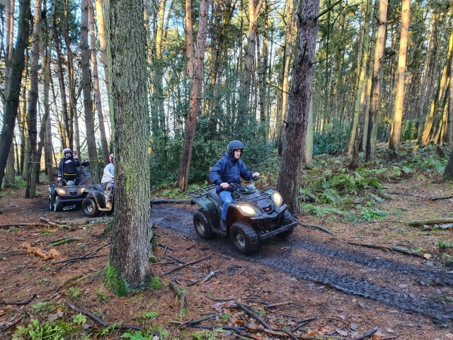  Venga con tus amigos a disfrutar de una experiencia en cuatrimoto 