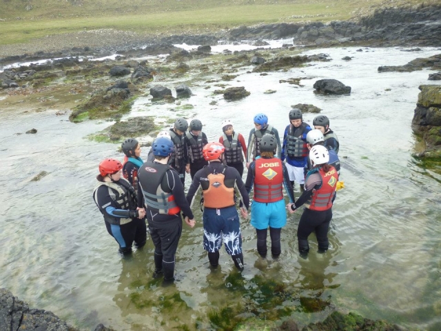  Aventura costera con amigos 