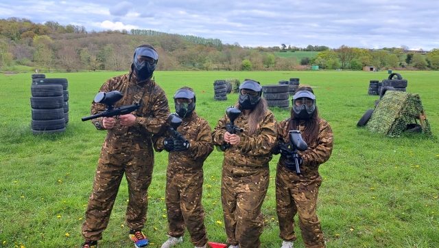  Buen tiempo con amigos