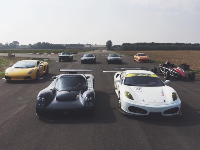  Parle de nuestra colección en constanle crecimiento 