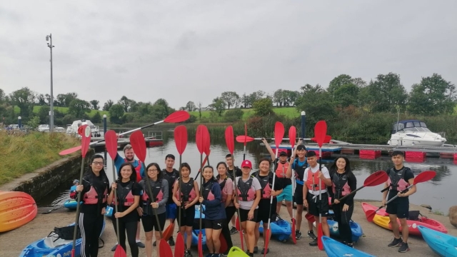  Damos la bienvenida a todos 