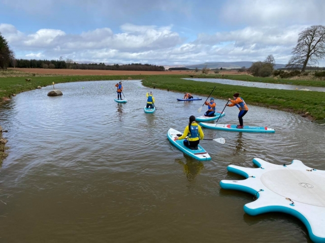  Nuestro estanque de SUP en el lugar 