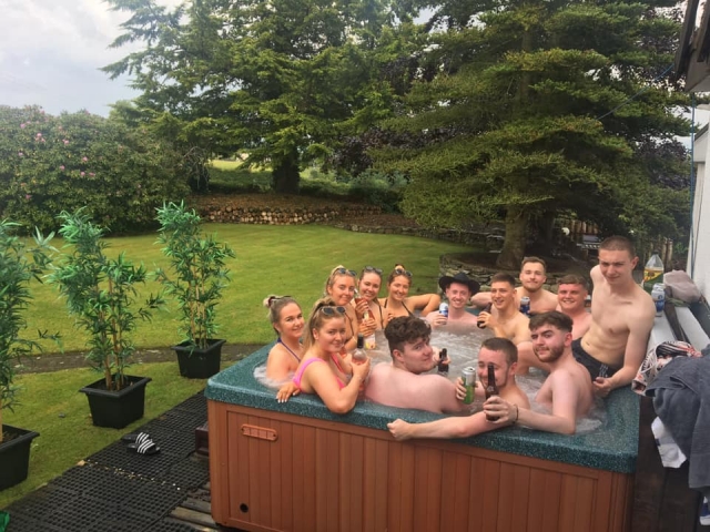  Disfruta del jacuzzi 