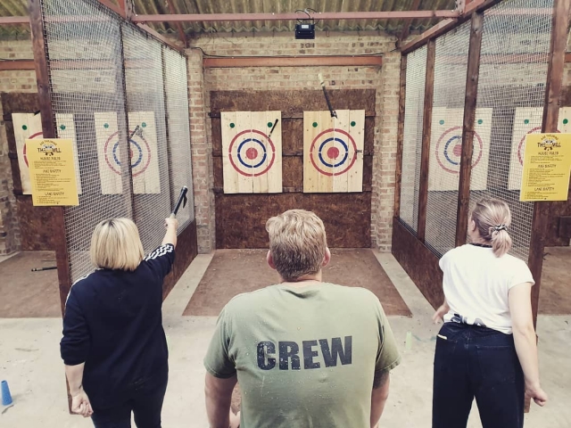  Aprende a aventar un hacha 