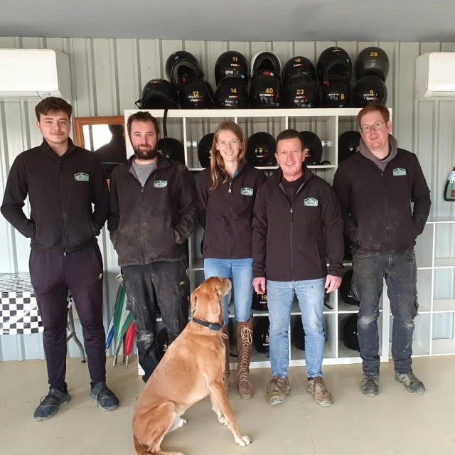  Equipo de monitores de conducción 