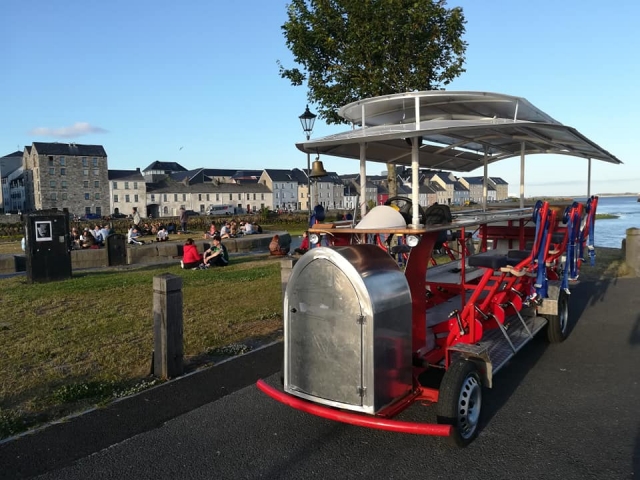  Diviértele con nuestros tours en bici de chela en Galway 