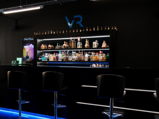  VR Bar 