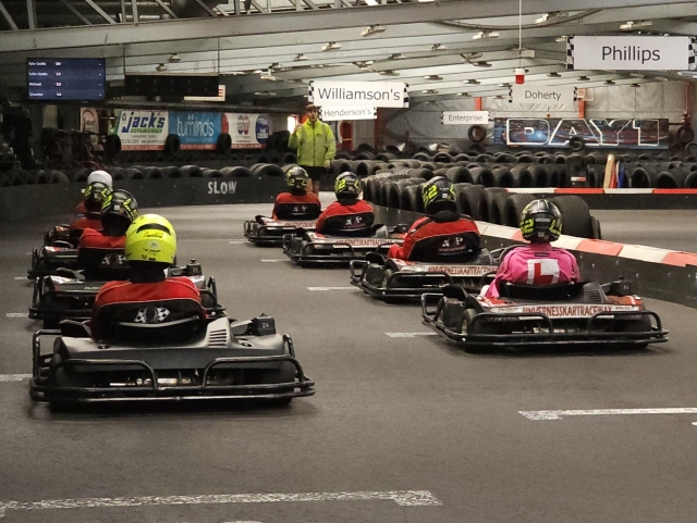  El karting es divertido 