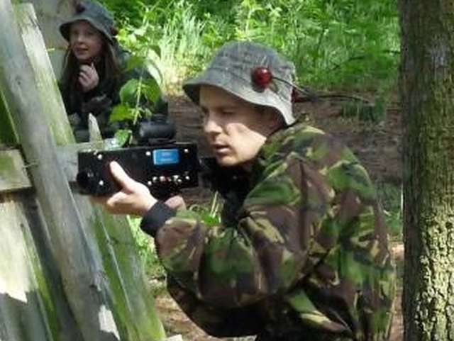  Operación Laser Tag