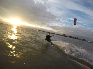 Lección de kitesurf de 2 días en Clacton on Sea