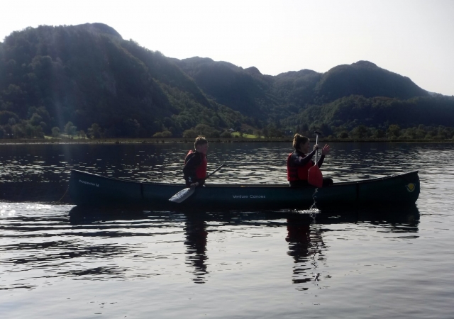  Remar con amigos 