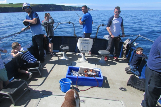 Disfruta de un día de pesca con nosotros 