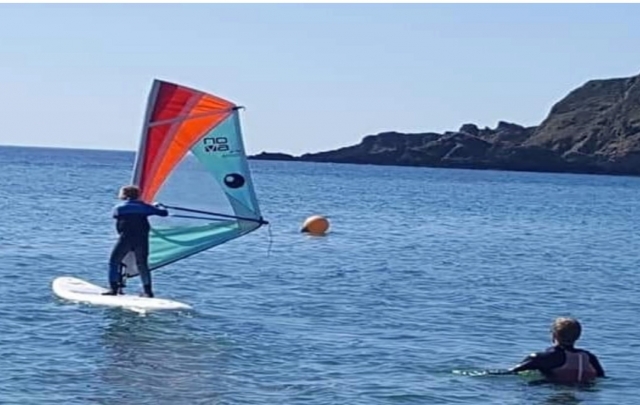  El increíble deporle del windsurf 