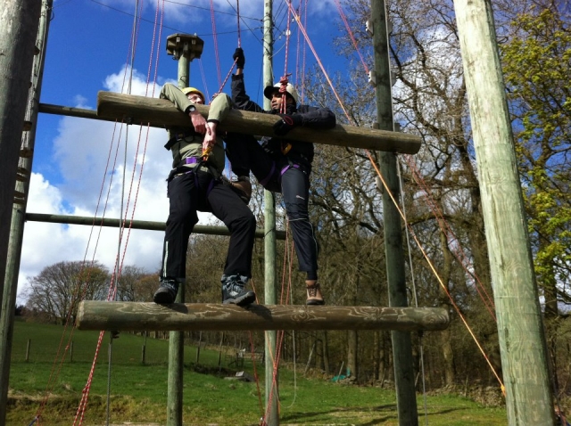  Team building