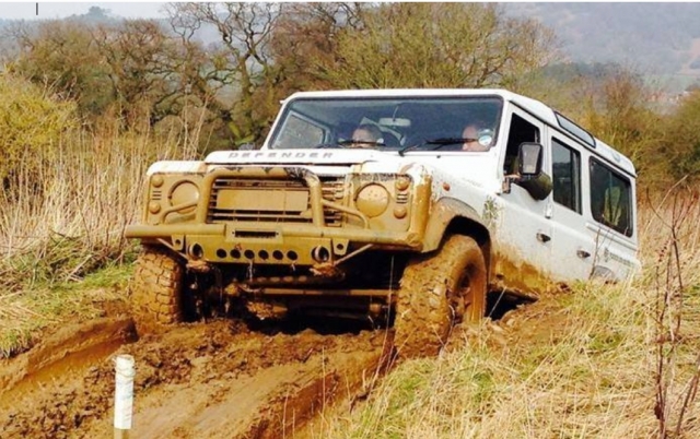  ¡La experiencia 4x4 se vuelve embarrada!