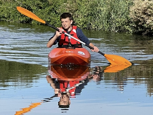  Aprende a navegar en kayak 